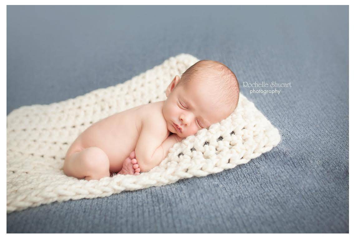 SET Chunky Newborn Baby Blankets in Barley, Cream and Charcoal Gray - Beautiful Photo Props