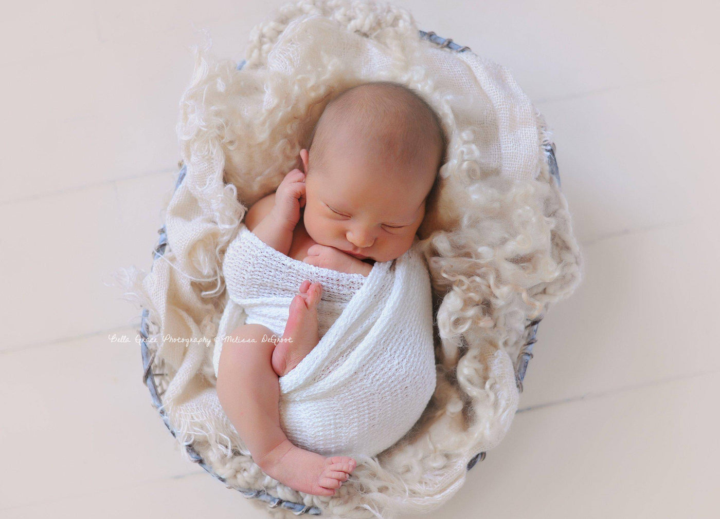 White Cloud Woven Fabric Newborn Wrap - Beautiful Photo Props