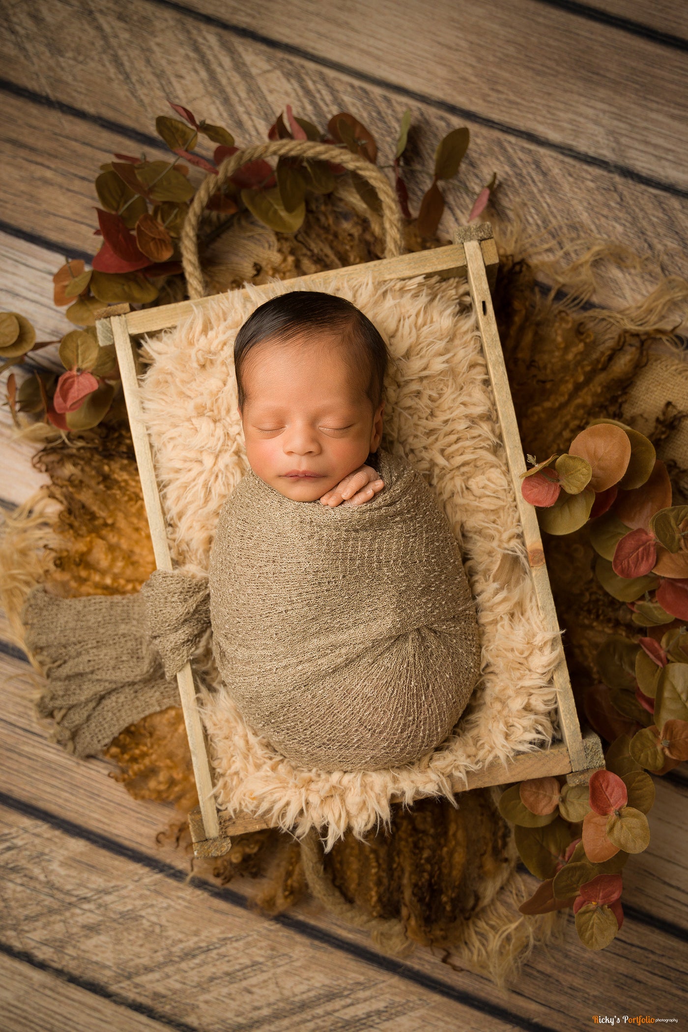 Putty Stretch Knit Baby Wrap - Beautiful Photo Props