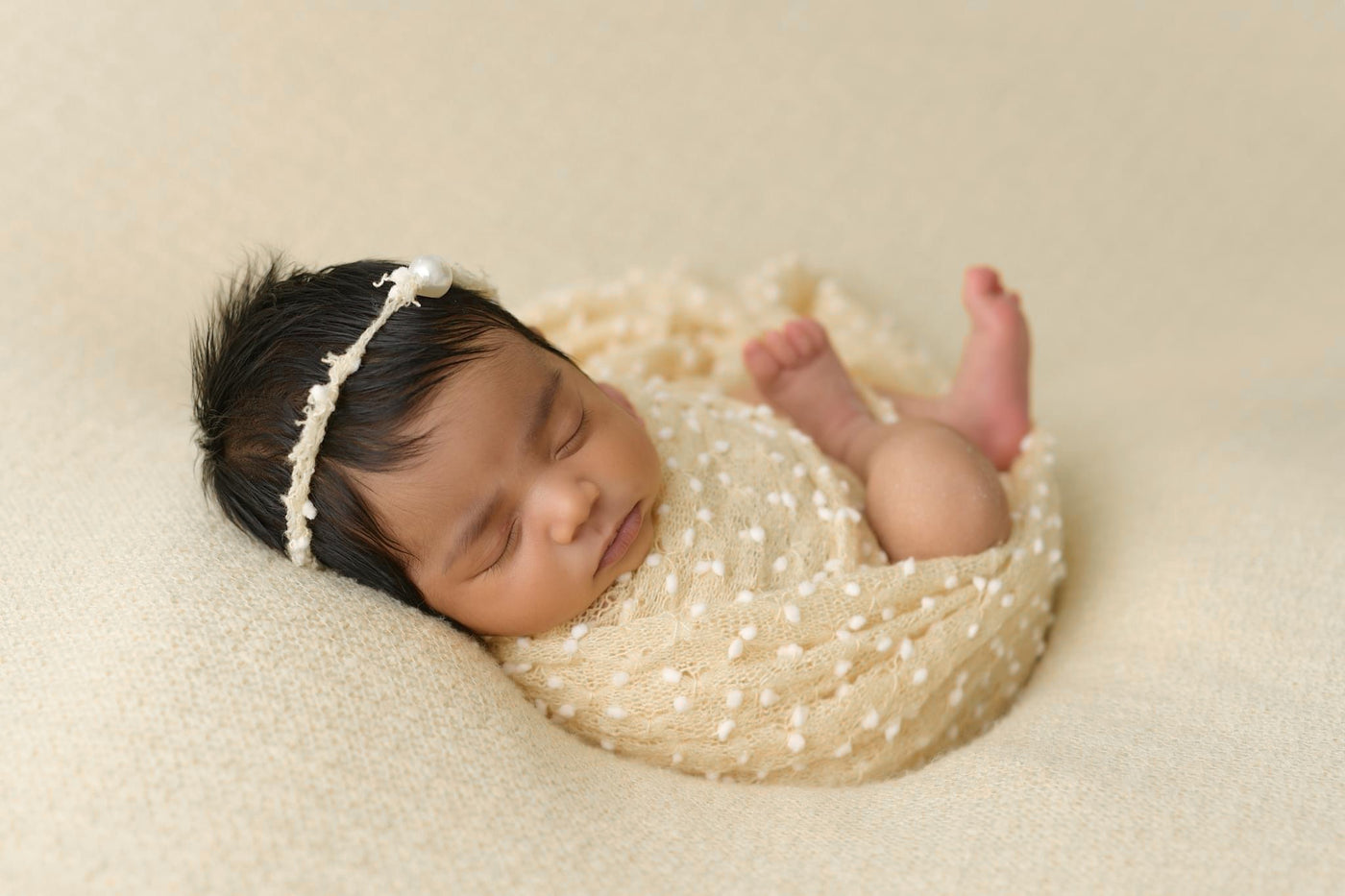Dark Cream Popcorn Stretch Knit Baby Wrap and Headband - Beautiful Photo Props