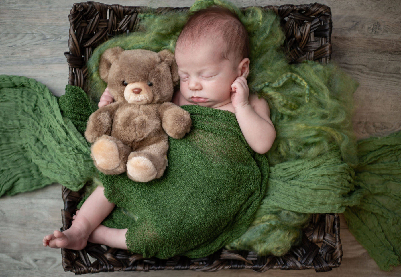 SET Green Newborn Fluff Basket Filler, Forest Green Stretch Knit Wrap and Cheesecloth Wrap - Beautiful Photo Props