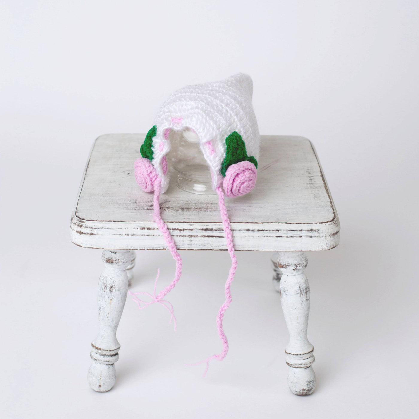White and Pink Newborn Flower Bonnet Baby Hat - Beautiful Photo Props