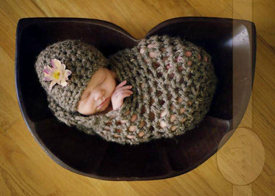 Newborn Barley Hat And Cocoon Set - Beautiful Photo Props
