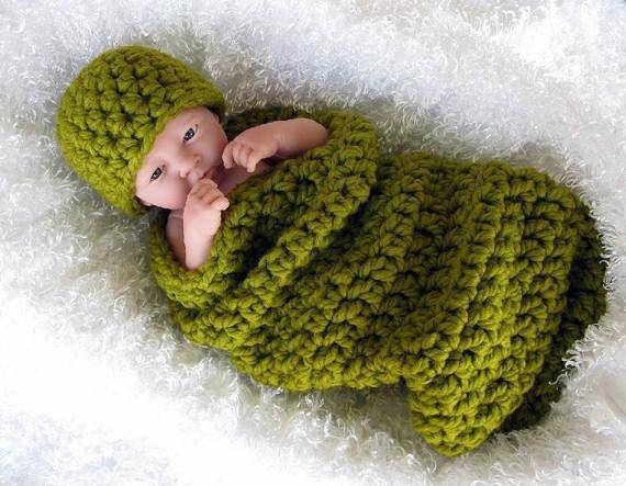 Lemongrass Green Newborn Cocoon And Hat Set - Beautiful Photo Props