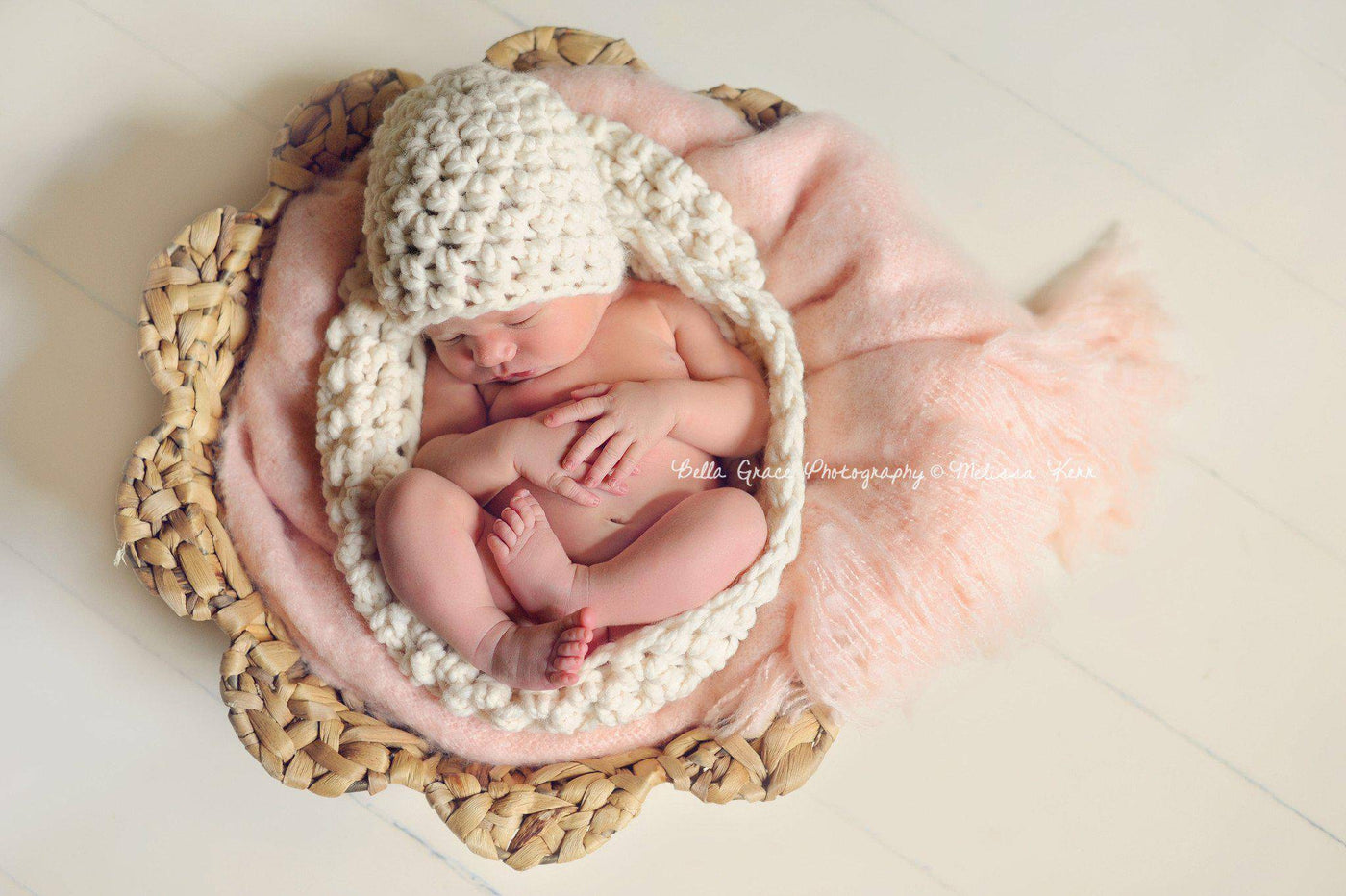 Cream Baby Bowl And Hat Set - Beautiful Photo Props