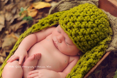 Lemongrass Green Baby Bowl And Hat Set - Beautiful Photo Props