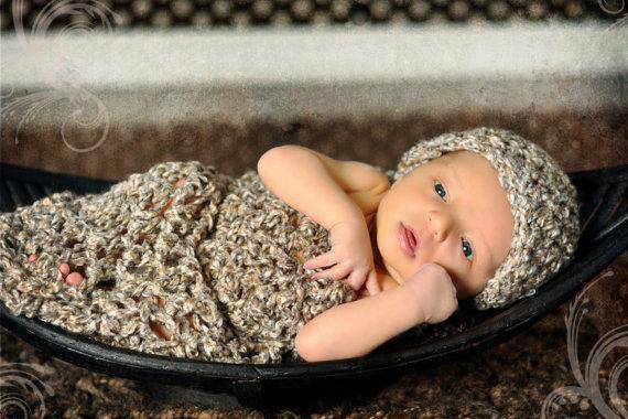 Brown Beige Newborn Cocoon And Hat Set - Beautiful Photo Props