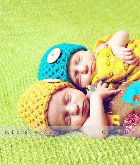Newborn Twin Baby Button Hat Set - Beautiful Photo Props