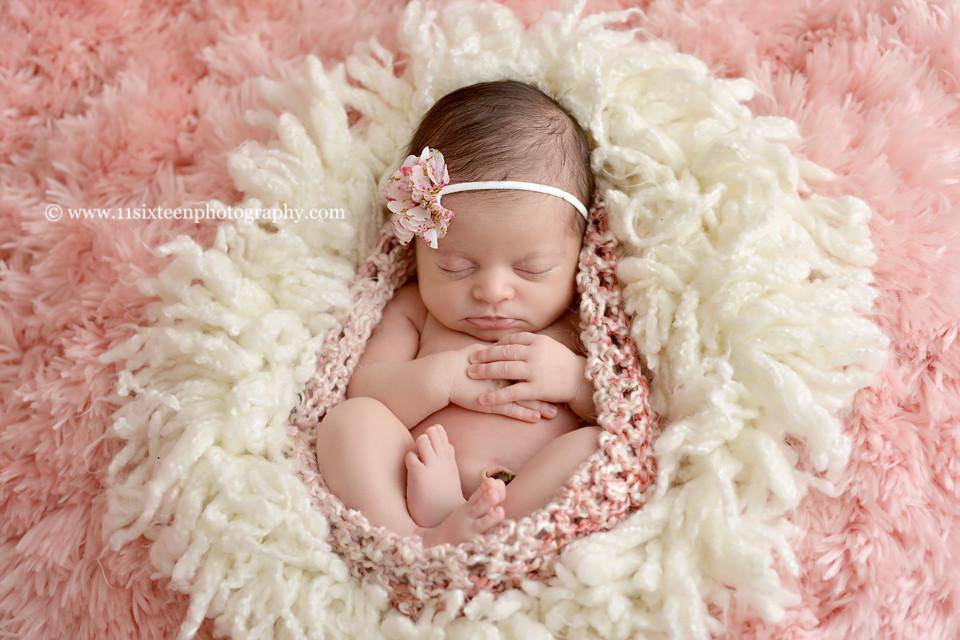 Parfait Pink Baby Bowl Newborn Egg - Beautiful Photo Props