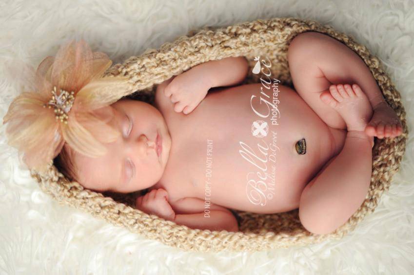 Rococco Beige Baby Bowl Newborn Egg Pod - Beautiful Photo Props