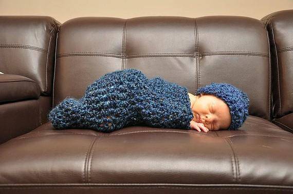 Newborn Blueberry Hat And Cocoon Set - Beautiful Photo Props