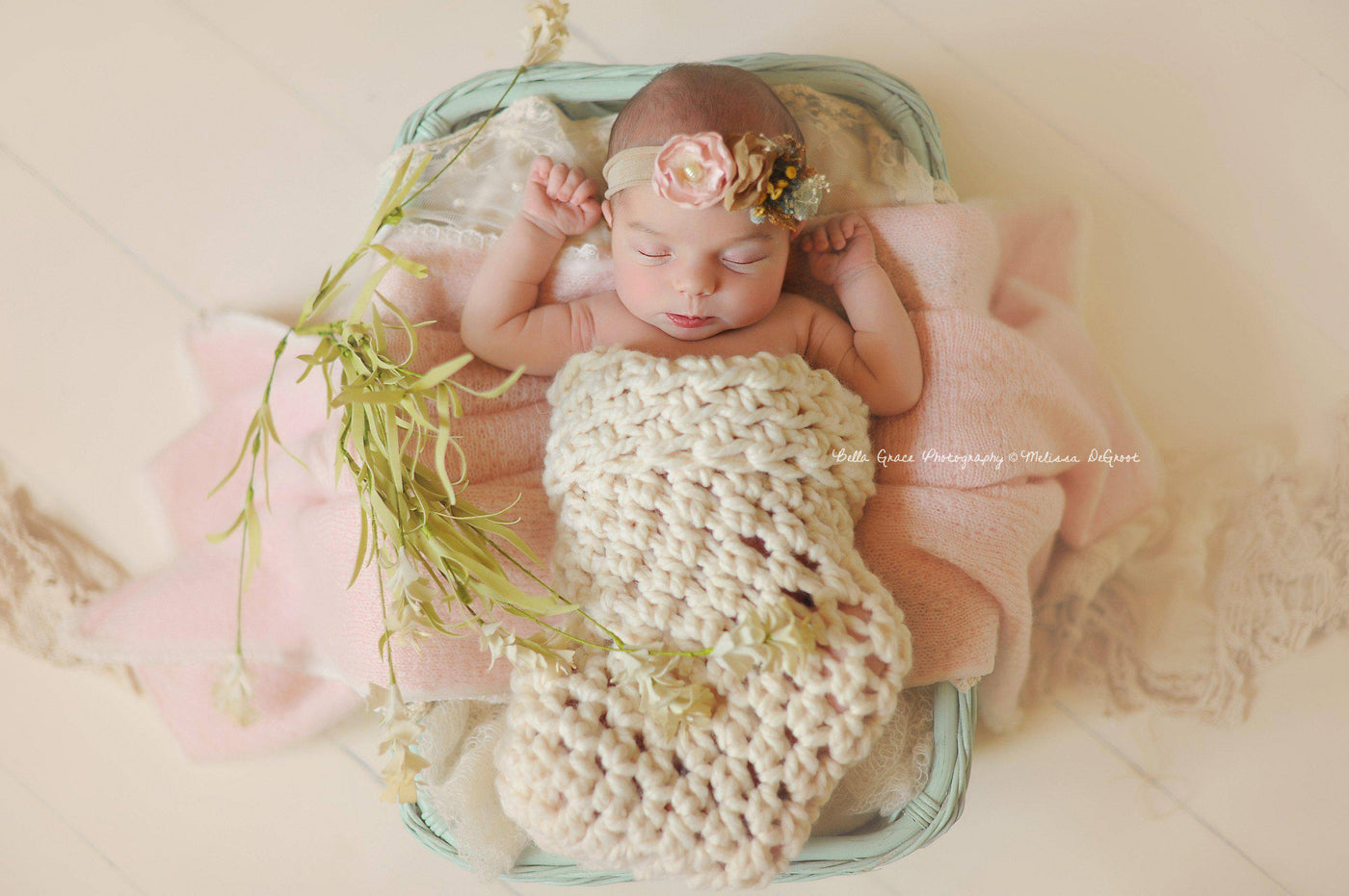 Cream Newborn Baby Cocoon Swaddle - Beautiful Photo Props