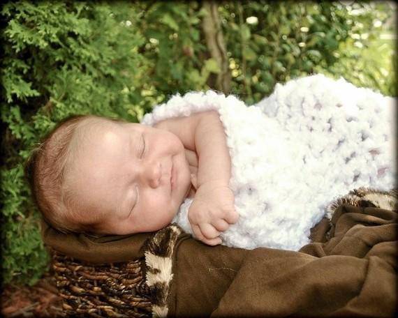 Newborn White Clouds Cocoon - Beautiful Photo Props