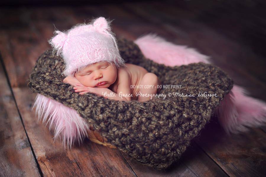 Barley Brown Puff Baby Blanket - Beautiful Photo Props