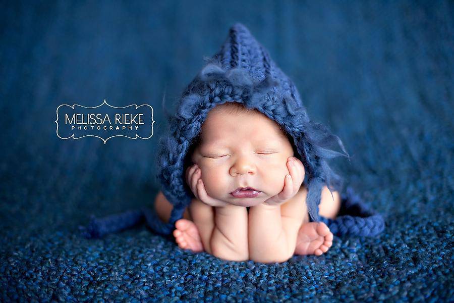 Newborn Fluffy Bonnet Hat in Blue - Beautiful Photo Props