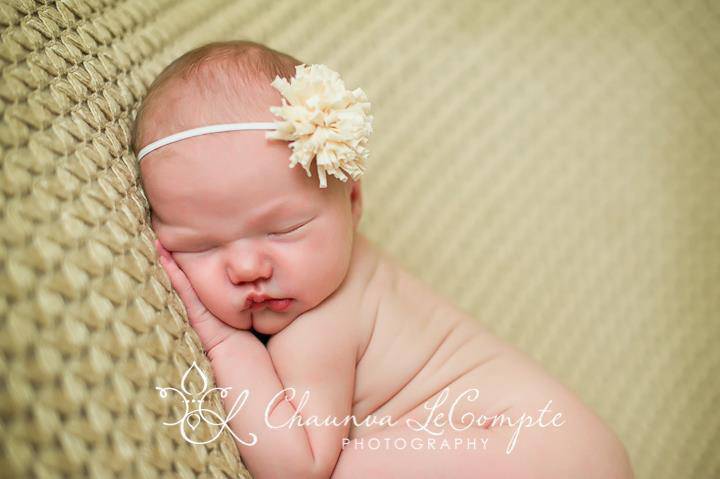 Cream Powder Puff Headband – Beautiful Photo Props