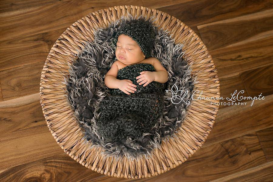 Newborn Hat And Cocoon Set in Gray - Beautiful Photo Props