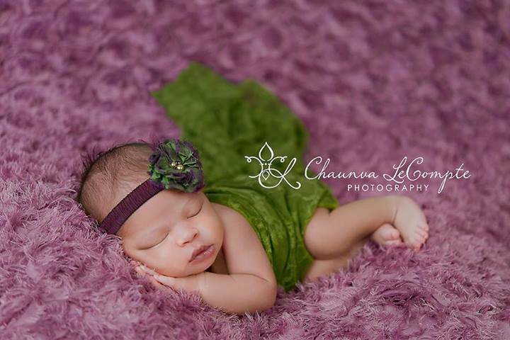 Stretch Lace Wrap in Lemongrass Green - Beautiful Photo Props