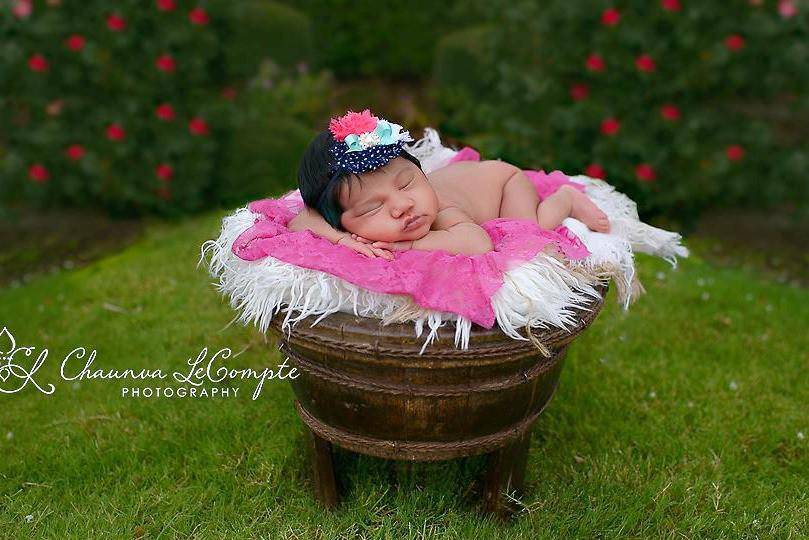 Stretch Lace Wrap in Hot Pink Fuschia - Beautiful Photo Props