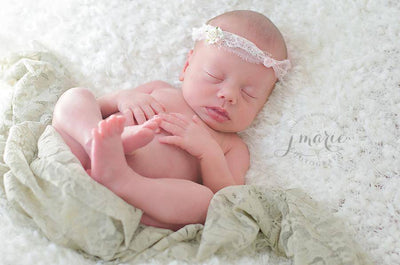 Stretch Lace Wrap in Fern Green - Beautiful Photo Props