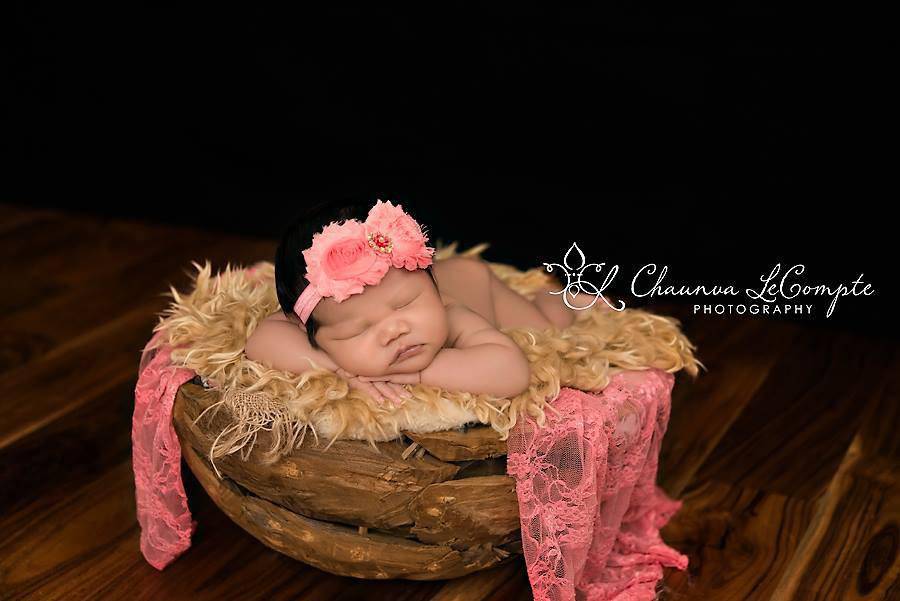 Coral Stretch Lace Layer Wrap Newborn Photography - Beautiful Photo Props