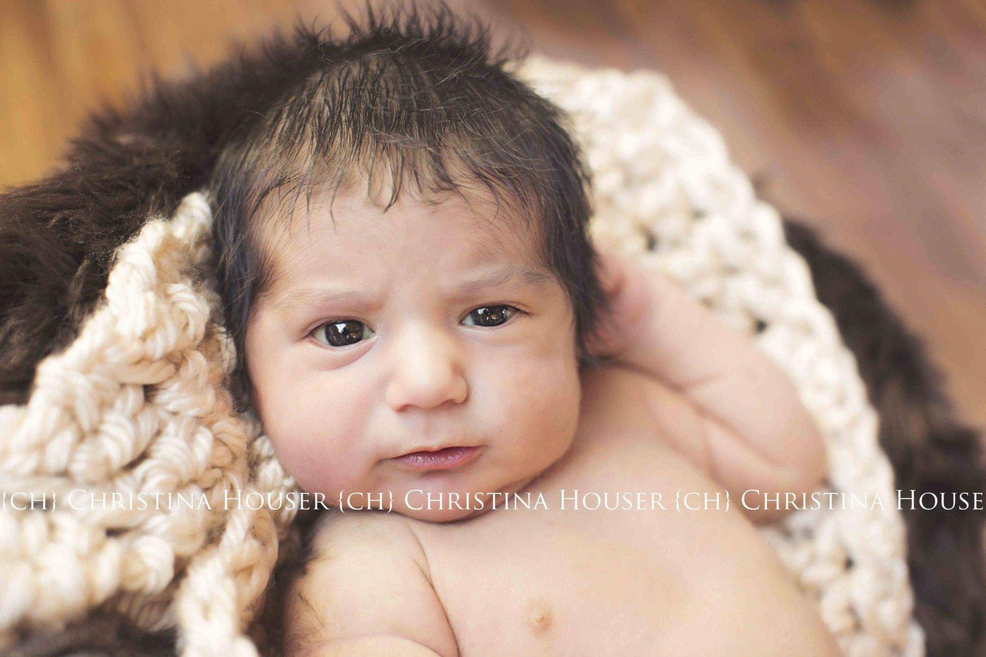 Chunky Light Cream Baby Blanket - Beautiful Photo Props