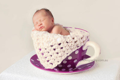 Chunky Light Cream Baby Blanket - Beautiful Photo Props