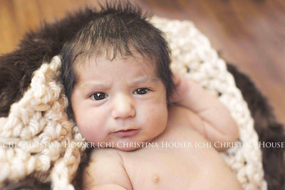 Chunky Cream Newborn Baby Blanket - Beautiful Photo Props