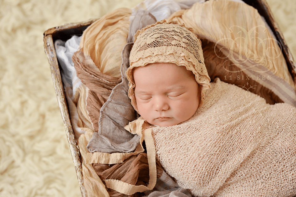 Ivory Cream Stretch Knit Baby Wrap - Beautiful Photo Props