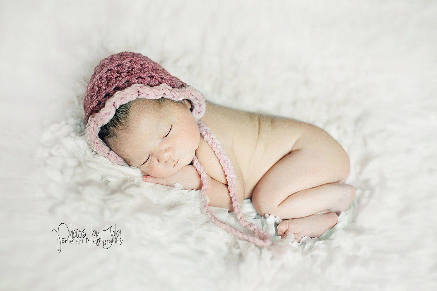 Dusty Rose Pink Newborn Scallop Bonnet - Beautiful Photo Props