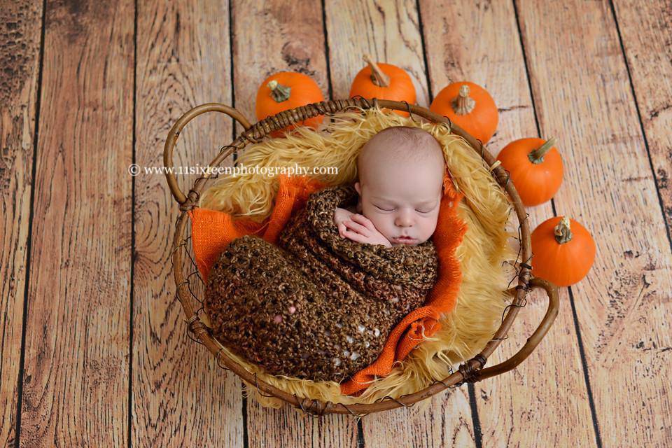 Brown Sugar Newborn Baby Cocoon - Beautiful Photo Props