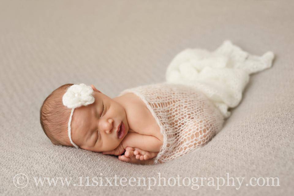SET Off White Mohair Knit Baby Wrap and Flower Headband - Beautiful Photo Props