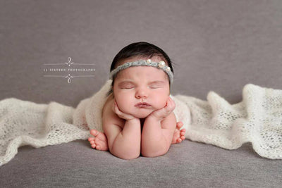 SET Light Gray Sunflower Mohair Knit Baby Wrap and Headband - Beautiful Photo Props