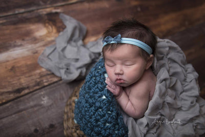 Thunder Blue Chunky Baby Blanket - Beautiful Photo Props