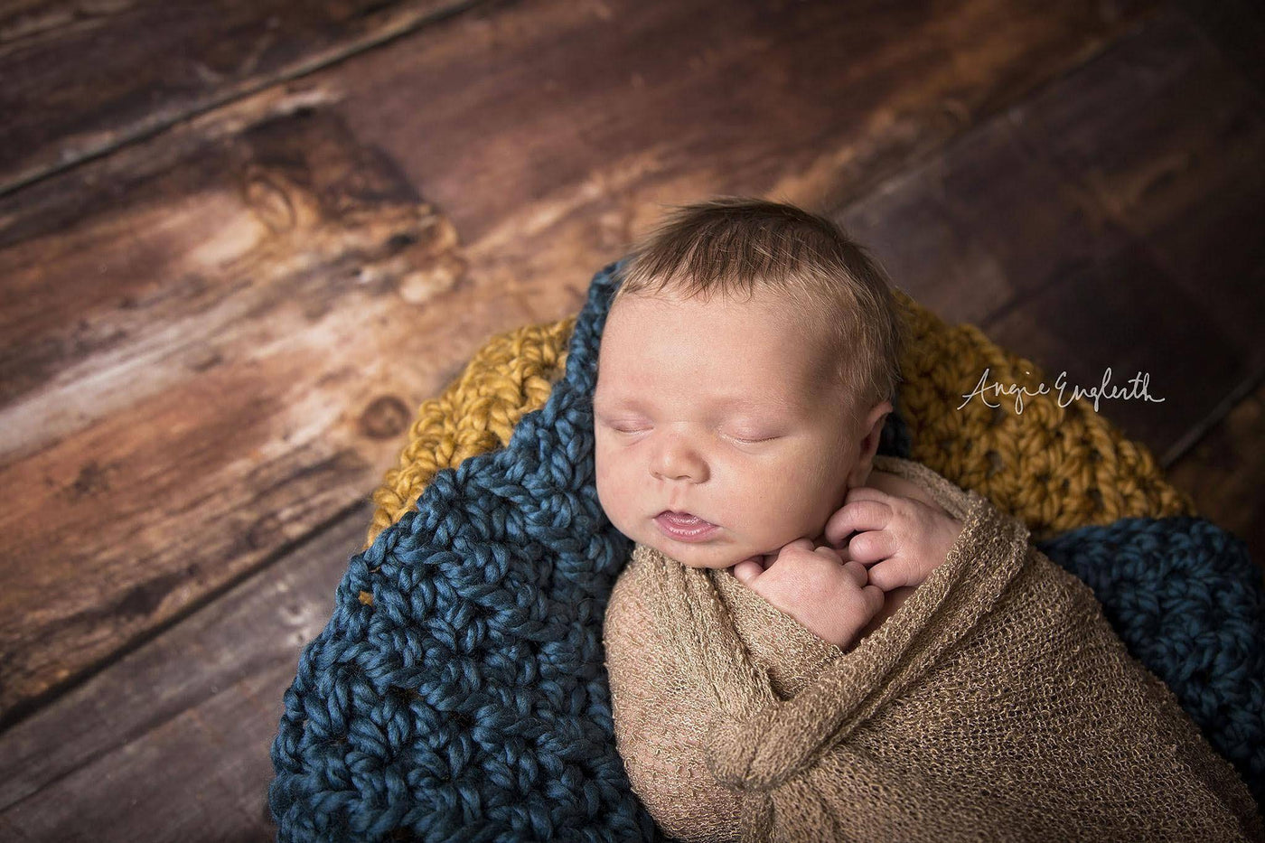 Thunder Blue Chunky Baby Blanket - Beautiful Photo Props