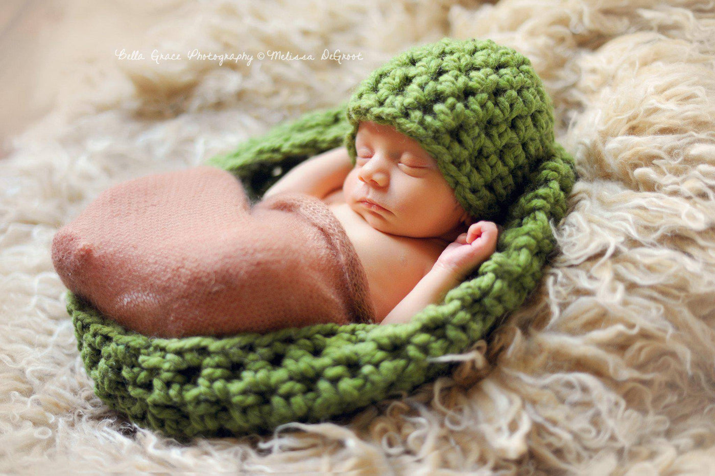 Grass Green Baby Bowl And Hat Set - Beautiful Photo Props