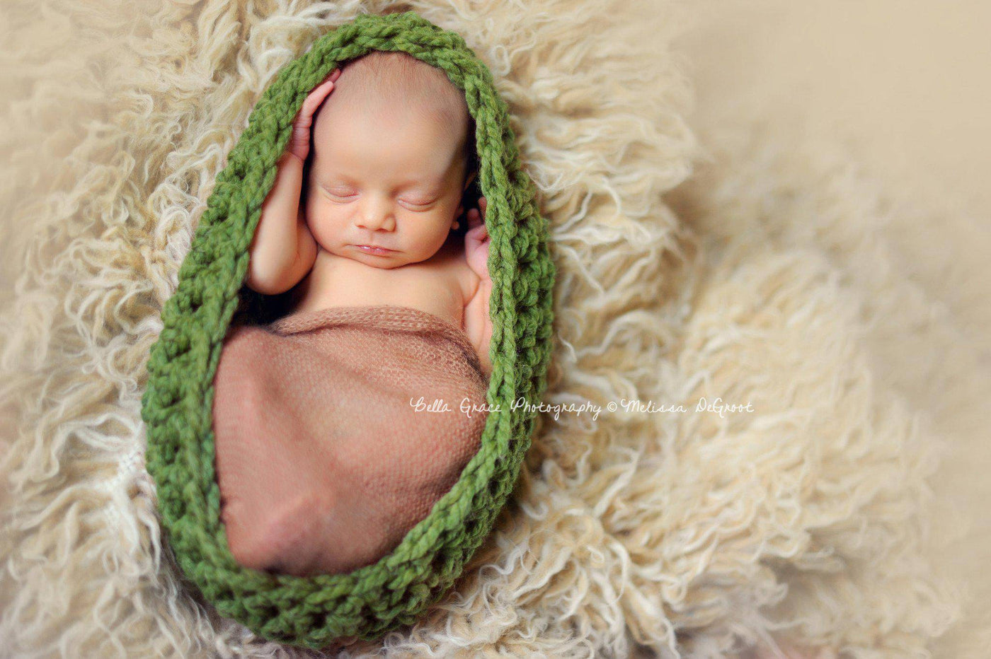 Grass Green Baby Bowl And Hat Set - Beautiful Photo Props