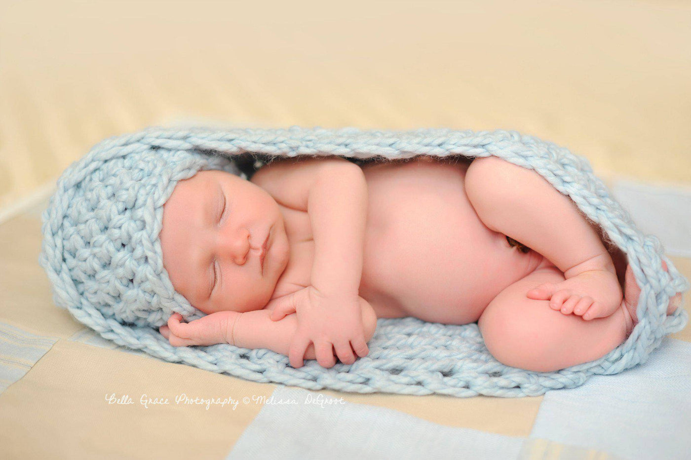Glacier Blue Baby Bowl And Hat Set - Beautiful Photo Props