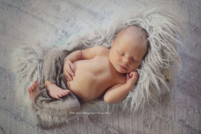 Light Gray Faux Flokati Alpaca Fur Rug Newborn Photography Prop - Beautiful Photo Props