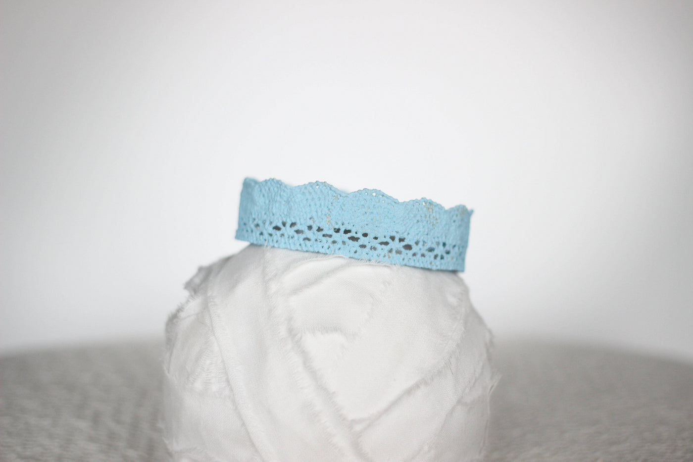 William Newborn Lace Baby Crown - Beautiful Photo Props