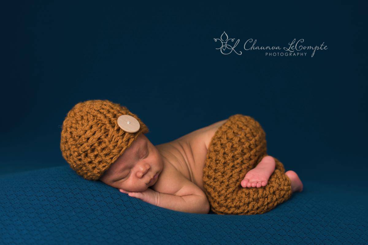 Butternut Basket Weave Newborn Hat and Pants Set - Beautiful Photo Props