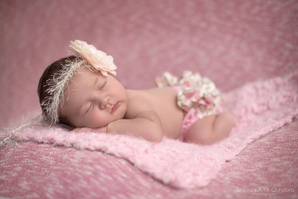 Pink Puff Mini Baby Blanket - Beautiful Photo Props