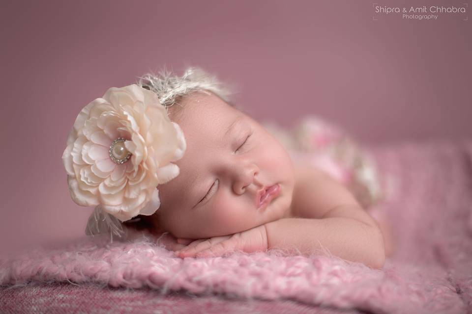 Pink Puff Mini Baby Blanket - Beautiful Photo Props