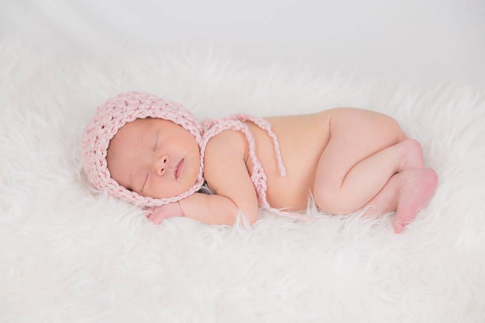 Simply Cotton Baby Bonnet in Strawberry Pink - Beautiful Photo Props