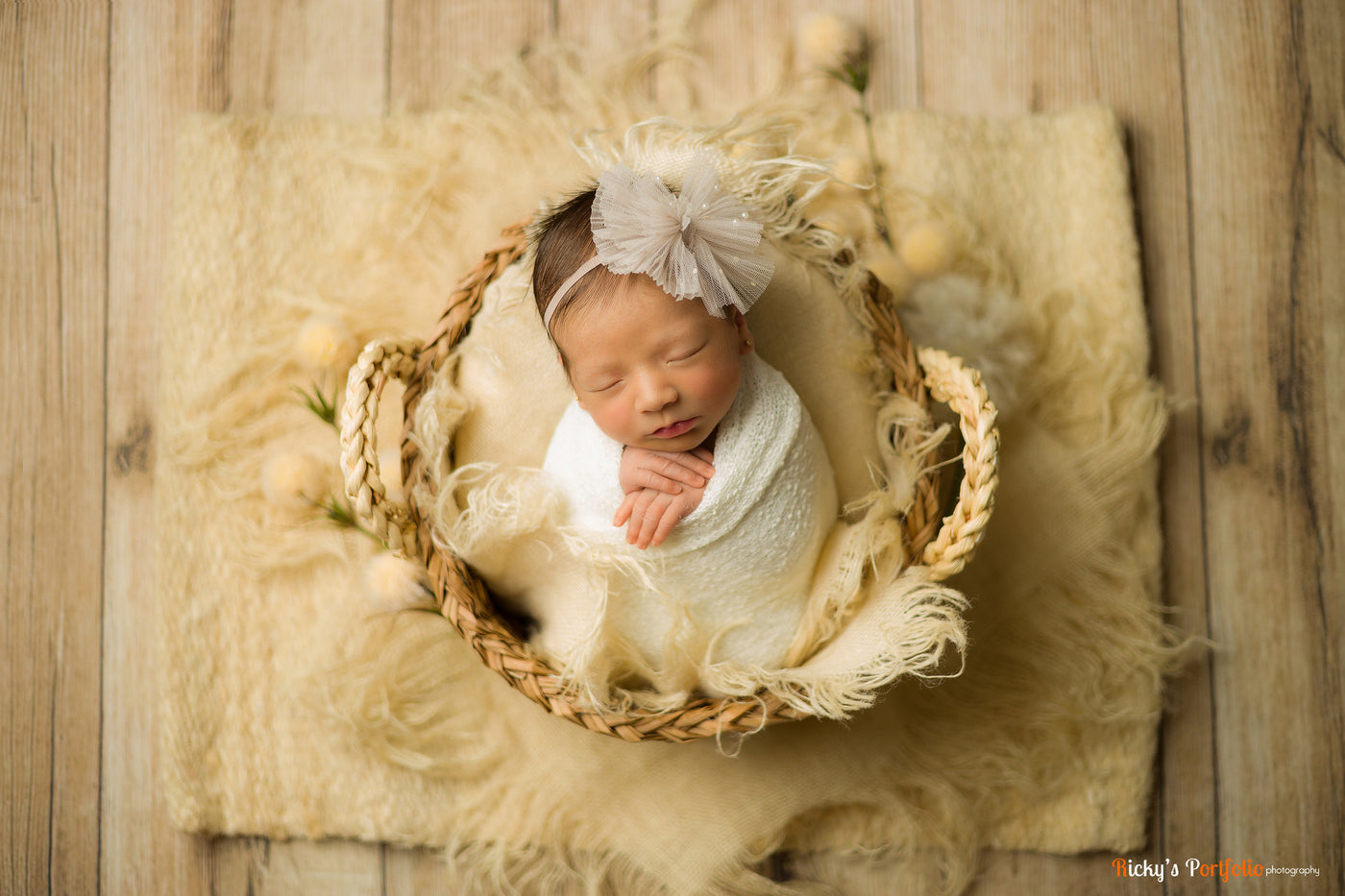 Cream Stretch Knit Baby Wrap - Beautiful Photo Props