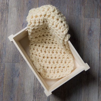 Chunky Light Cream Baby Blanket - Beautiful Photo Props